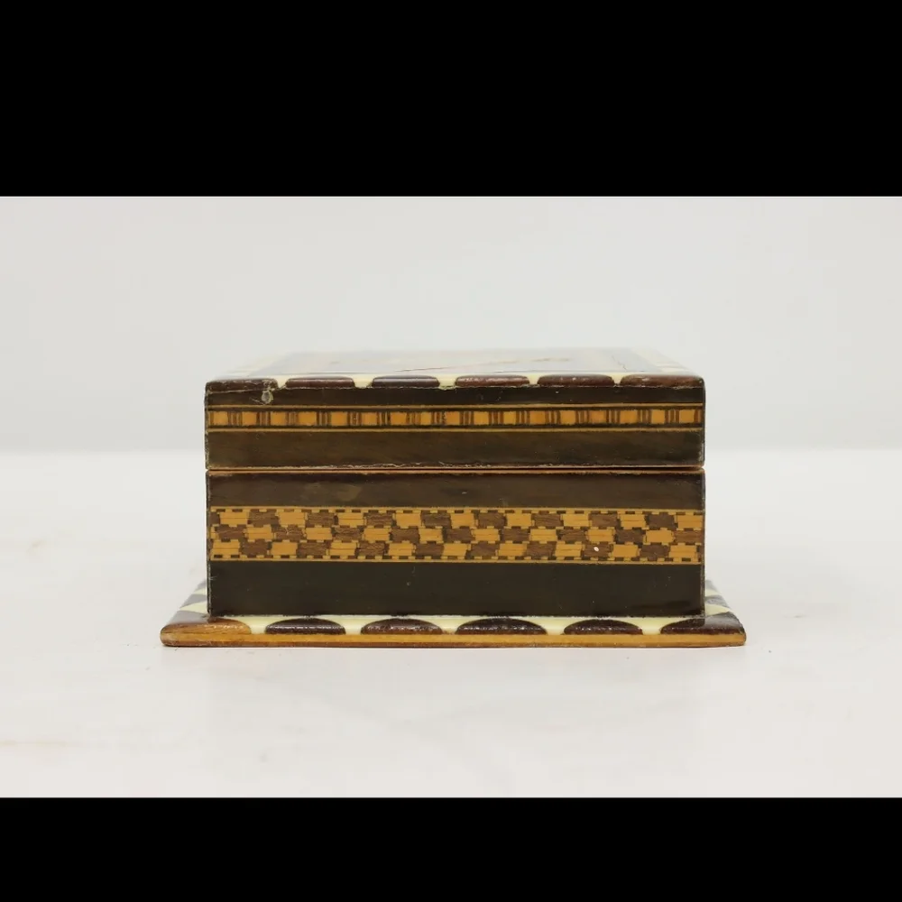 Spanish Vintage Mosaic & Bone Inlay Jewelry music box with key